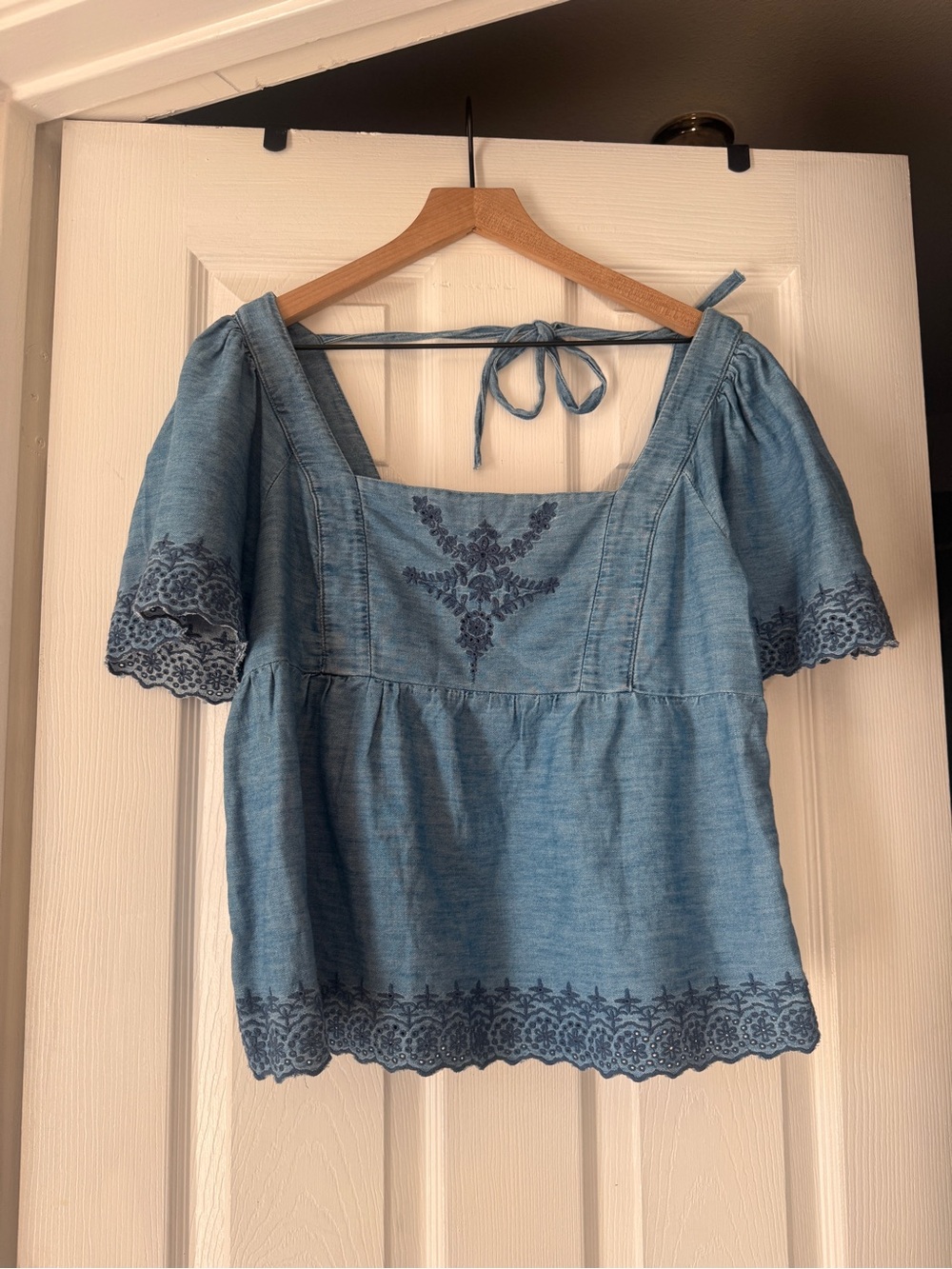 Gap, Women's Top Tunic Blouse, Size M, Embroider, Denim, 100% Cotton, Boho
